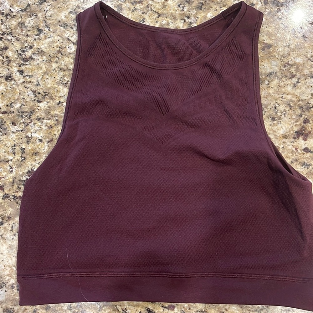 Lululemon Mesh Crop Tank Size XL